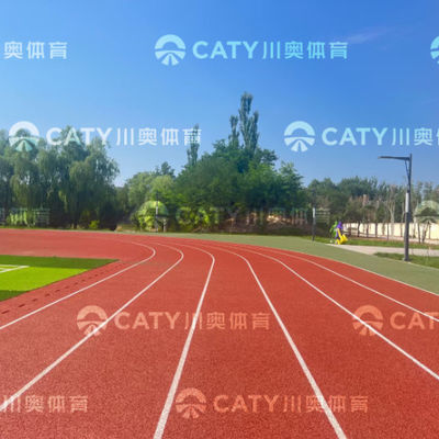 Pista de carreras prefabricada de alto rendimiento EPDM Granula de caucho con recubrimiento de pulverización Superficie sin costuras