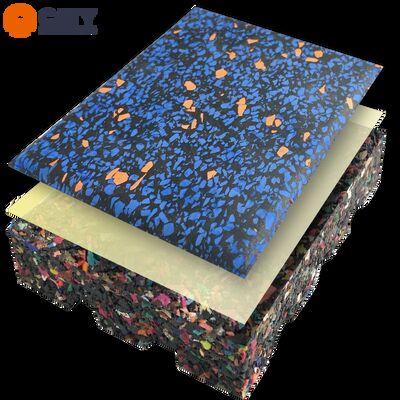 Tejas de caucho premium de alto rendimiento con manchas de color para pisos de gimnasios y espacios comerciales de fitness