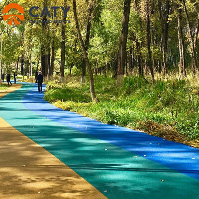 Gránulos de SBR de 2 a 4 mm fabricados en fábrica y elásticos para la capa base de la pista y el camino de carrera